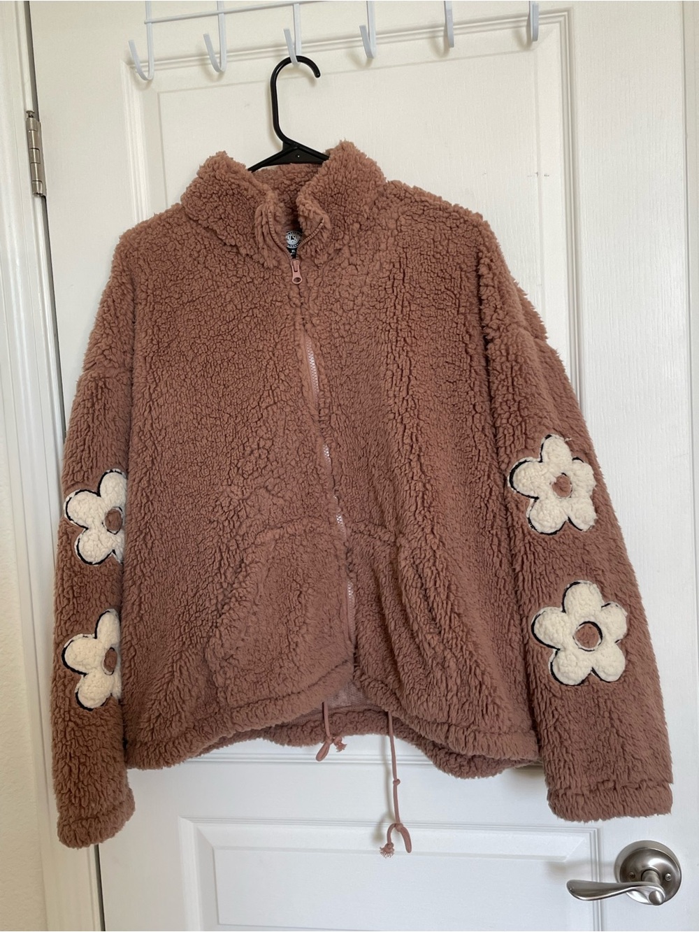 PacSun Brown Teddy Puffer Jacket with Cream Daisy Appliqués